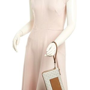 Used- Michael Kors Vanilla MK logo wristlet